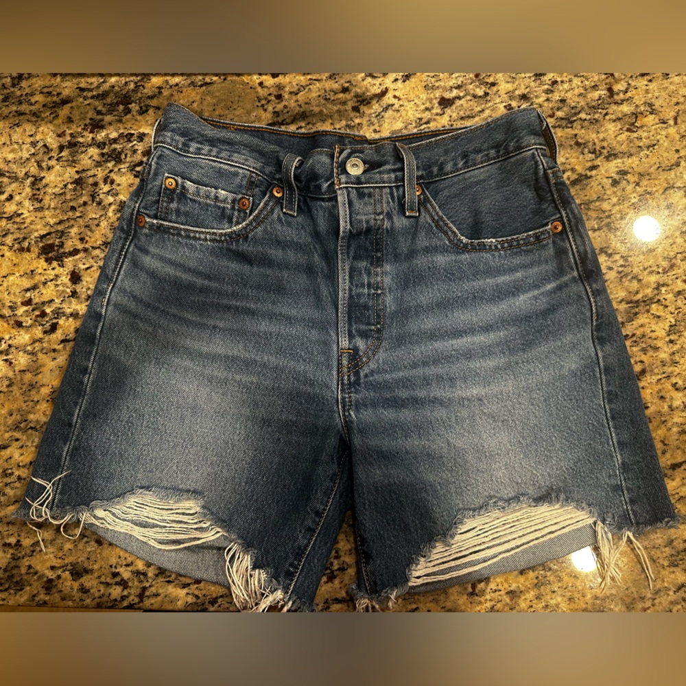 Levi’s 501 High Rise Cutoff Shorts W27-Distressed Raw Hem-Classic Medium Wash